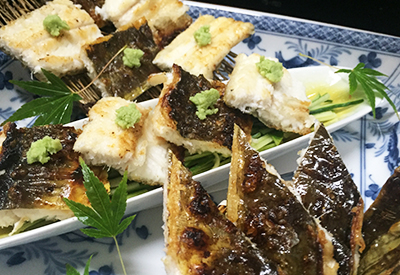 お品書きは仕入れ次第の新鮮なお料理