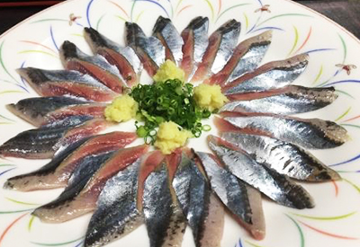 お品書きは仕入れ次第の新鮮なお料理
